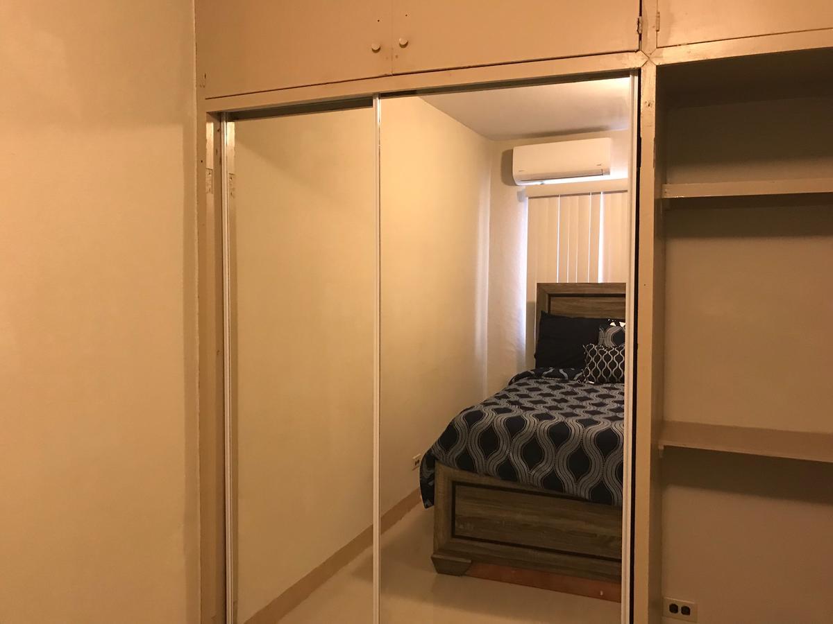 1 Bedroom / 1 Bath . Private Apt. Free Wifi, Interent & Parking Sinajana Kültér fotó