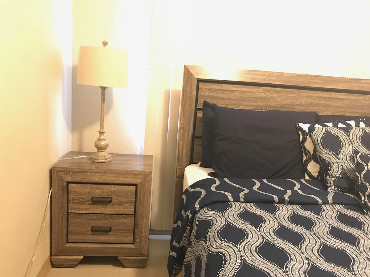 1 Bedroom / 1 Bath . Private Apt. Free Wifi, Interent & Parking Sinajana Kültér fotó